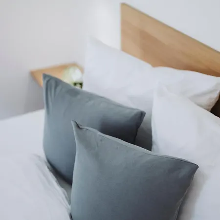 Volderauer * نيوستيف ام ستوبيتا